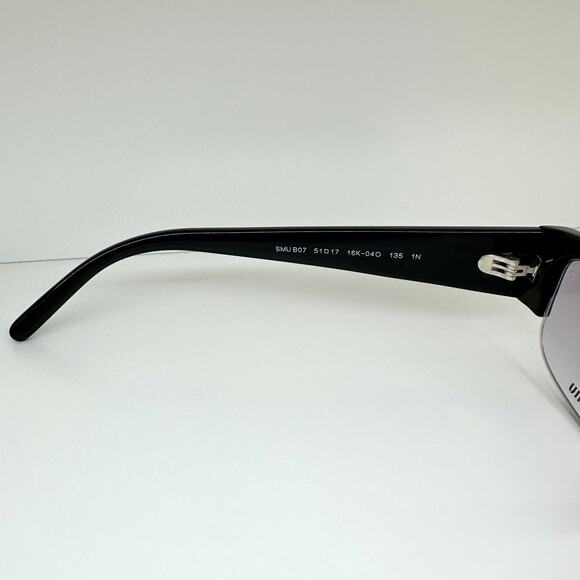 New MIU MIU Vedette Sunglasses Seen on Kylie Jenner - Picture 7 of 10